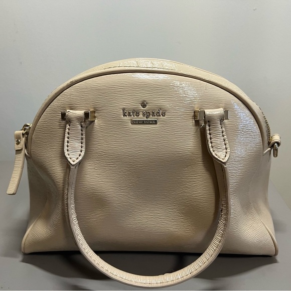 kate spade Handbags - Kate Spade Beige Textured Satchel